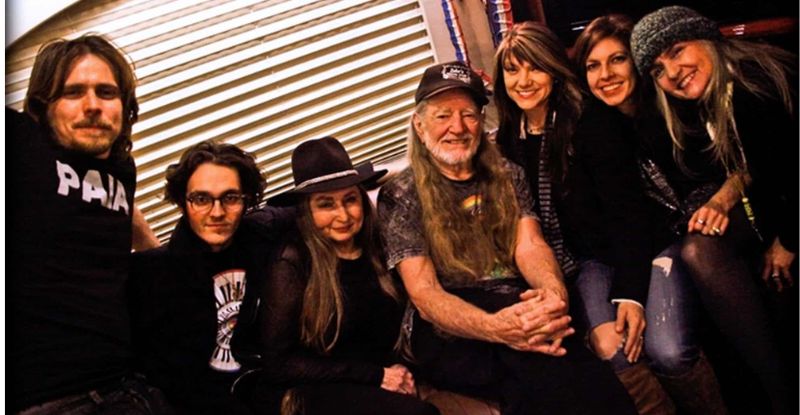 willie nelson with family